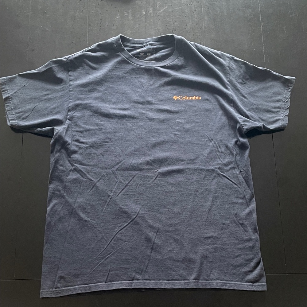 Men’s Large Columbia Short Sleeve T-Shirt